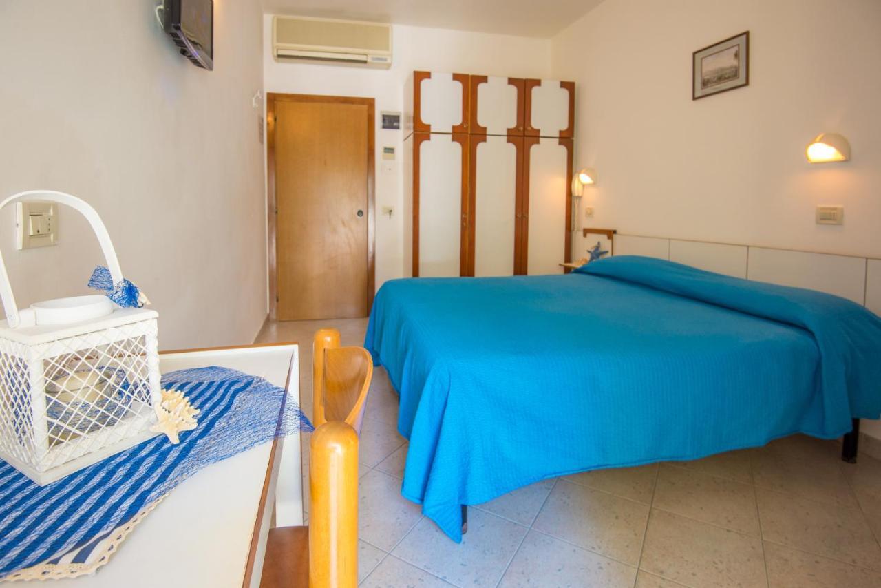 Hotel Venezia كاتوليكا المظهر الخارجي الصورة