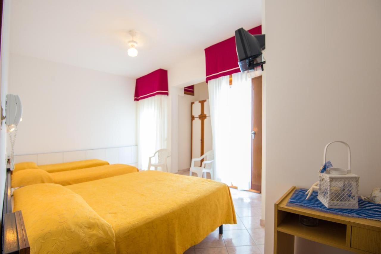 Hotel Venezia كاتوليكا المظهر الخارجي الصورة