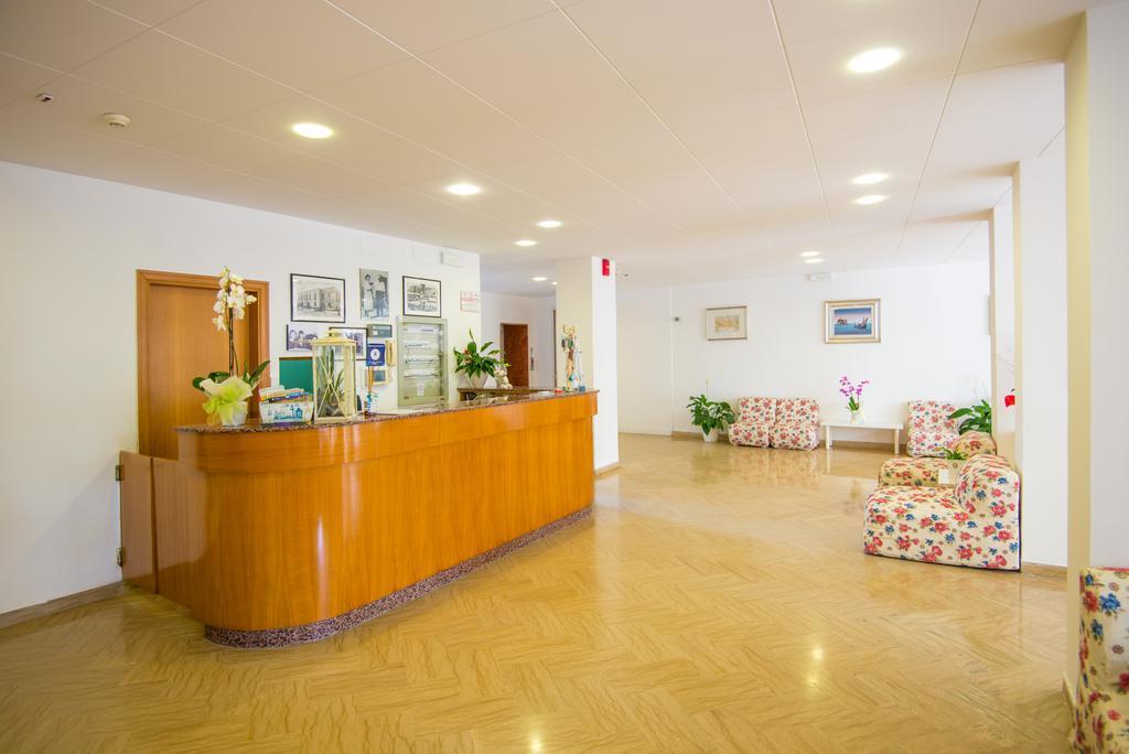 Hotel Venezia كاتوليكا المظهر الخارجي الصورة